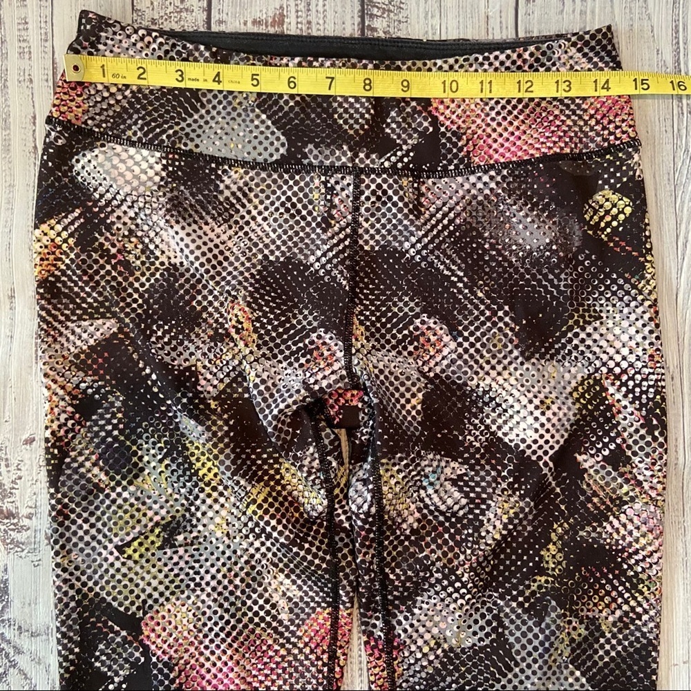 PrAna Roxanne Printed Leggings. Size Medium. EUC. - Picture 8 of 11